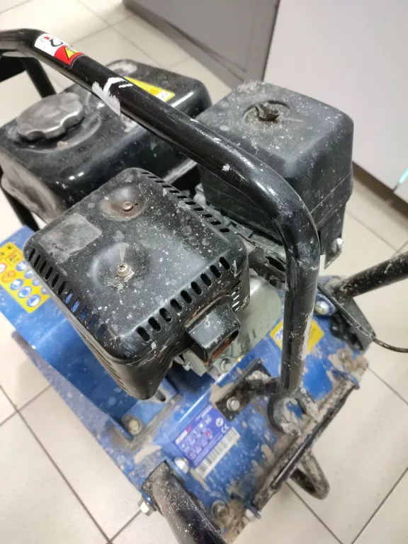 ZAGĘSZCZARKA DEDRA DED8830