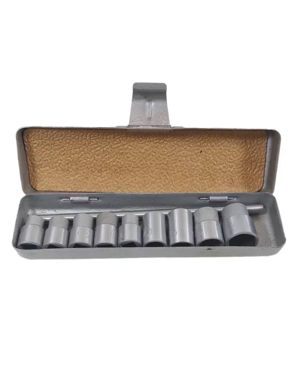 zestaw-kluczy-nasadowych-9szt-stan-uzywany