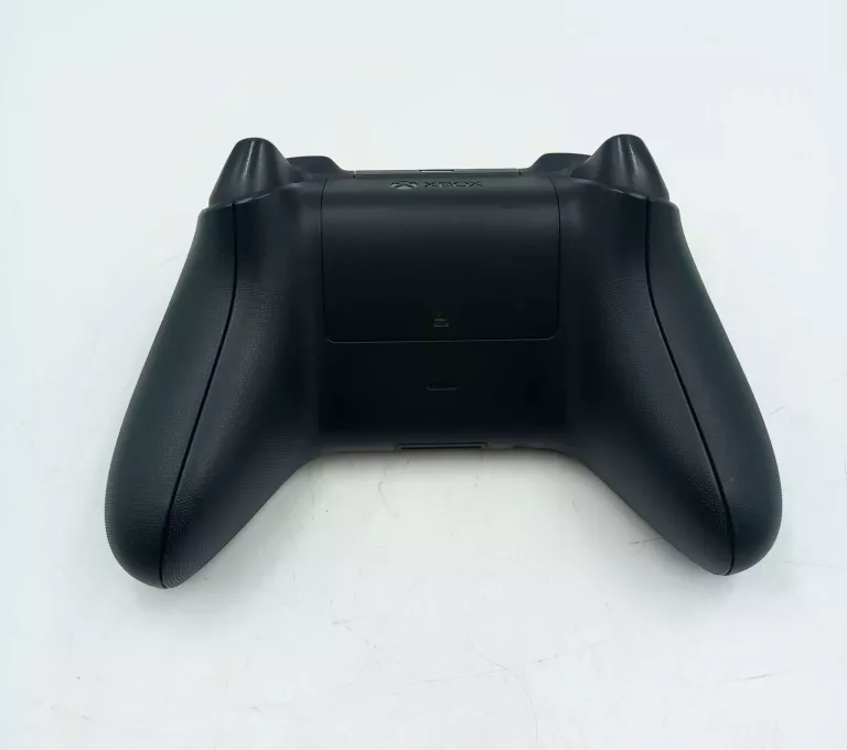 PAD DO XBOX SERIES X/USZKODZONE GUMKI NA ANALOGACH