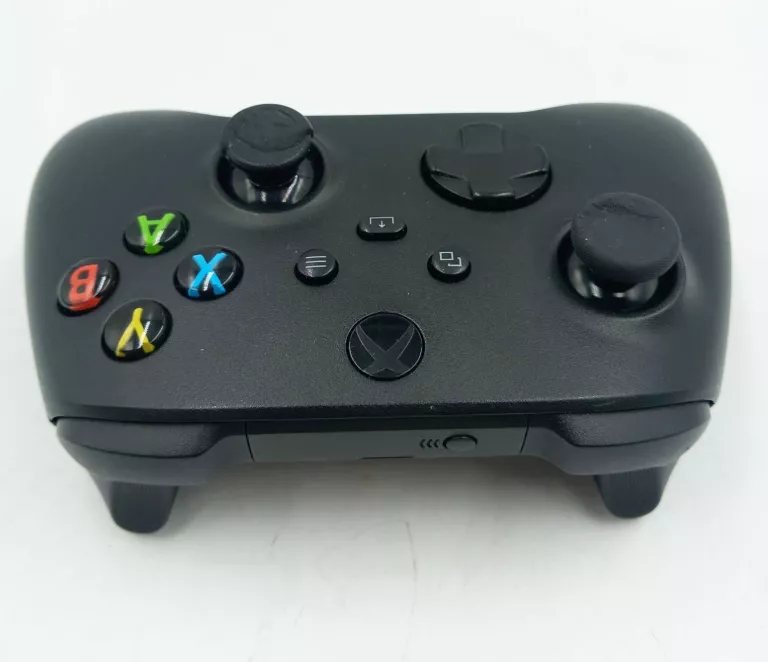 PAD DO XBOX SERIES X/USZKODZONE GUMKI NA ANALOGACH