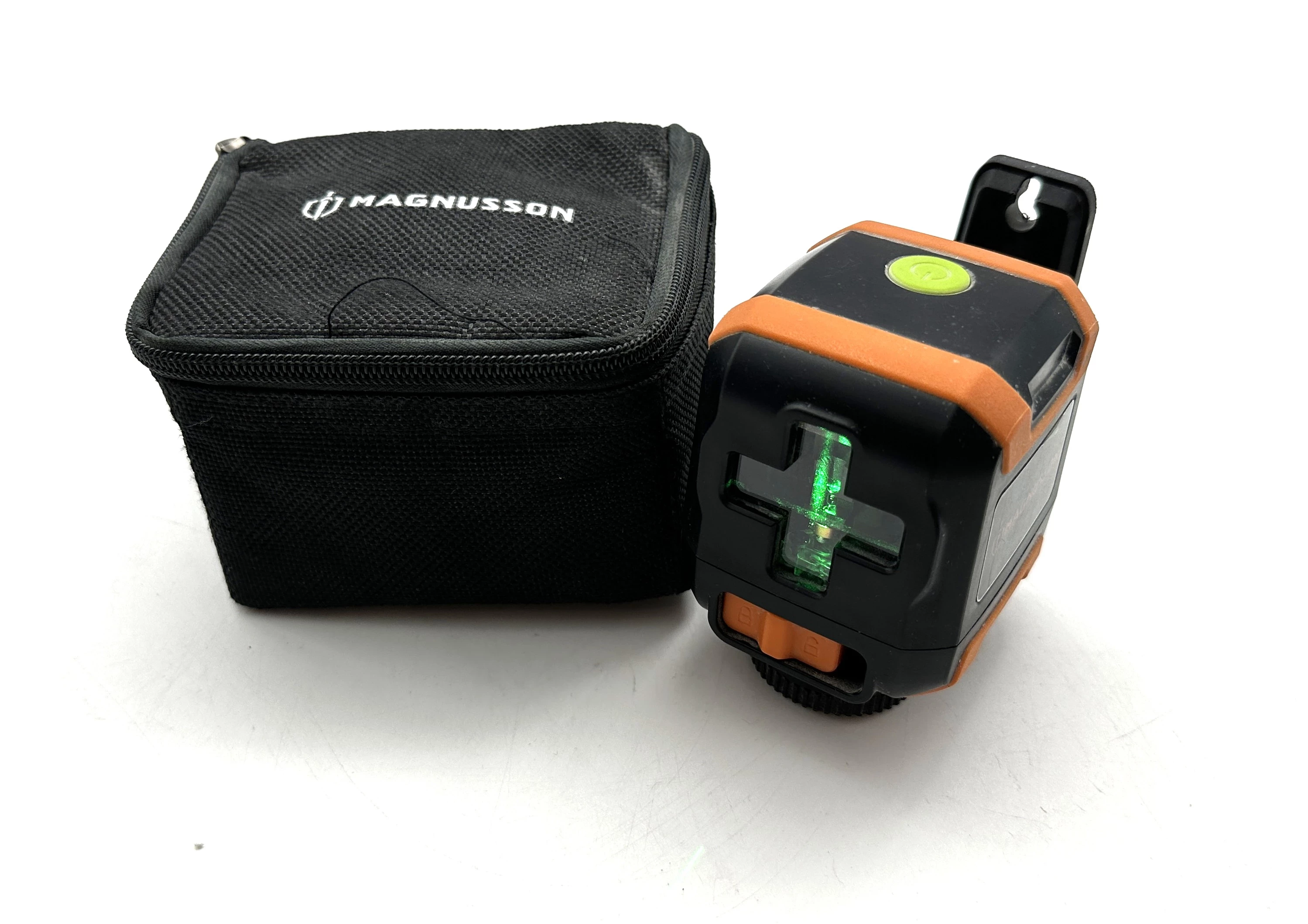 poziomica-laserowa-magnusson-21-gcl001-stan-uzywany