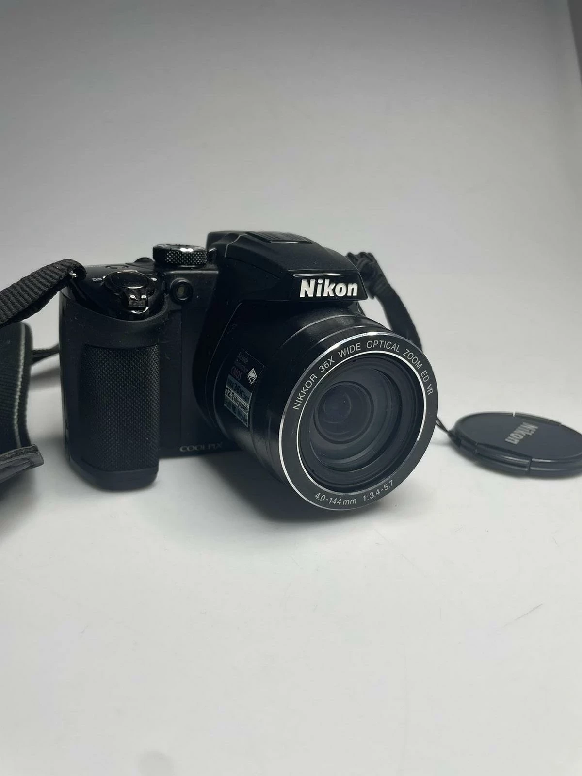 aparat-cyfrowy-nikon-coolpix-p500-stabilizacja-optyczna-obiektywu