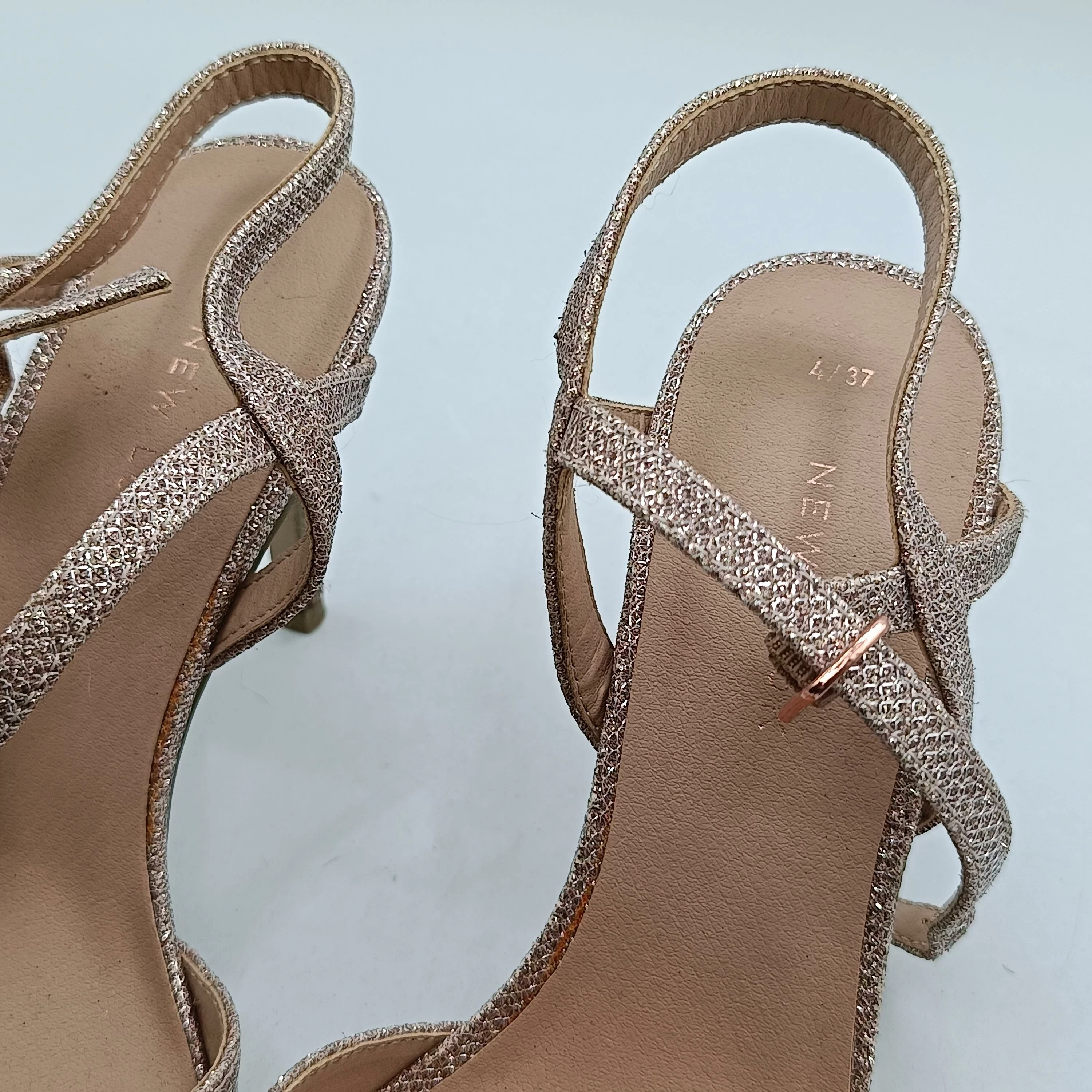 szpilki-new-look-roz-37-marka-7108-32