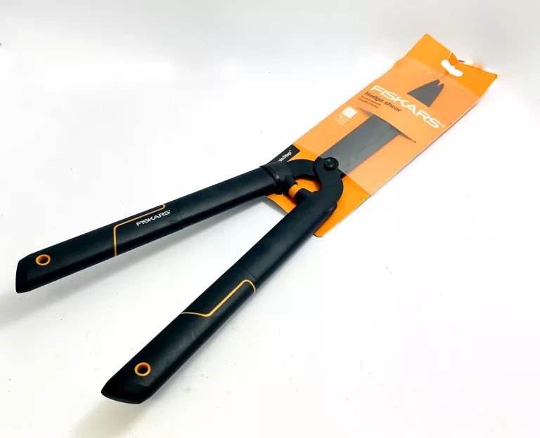 FISKARS NOŻYCE OGRODOWE HS22