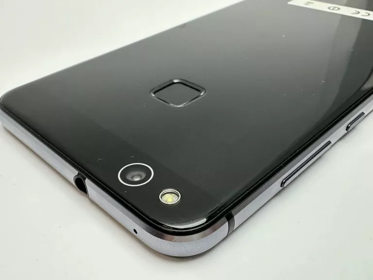 TELEFON HUAWEI P10 LITE OPIS