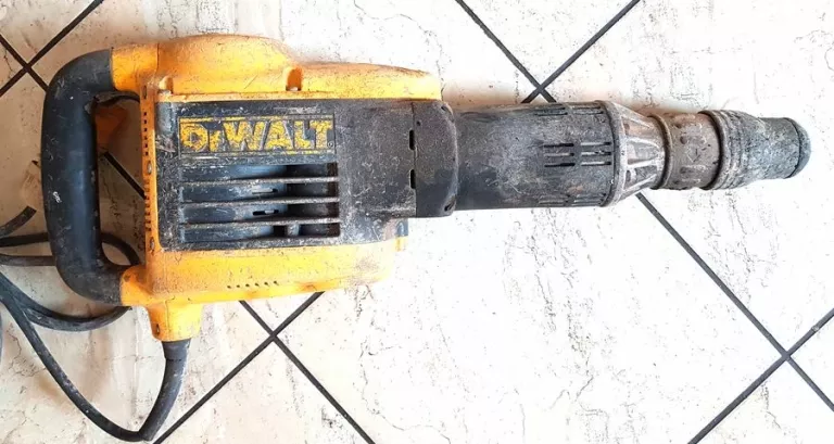 MŁOT WYBURZENIOWY DEWALT D25899K TRANSFORMATOR FAITHFULL TRAN33A 110V