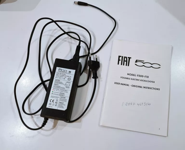 hulajnoga-elektryczna-fiat-500-udzwig-140-kg-opis-moc-silnika-35000