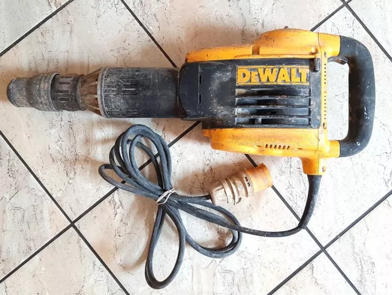 MŁOT WYBURZENIOWY DEWALT D25899K TRANSFORMATOR FAITHFULL TRAN33A 110V