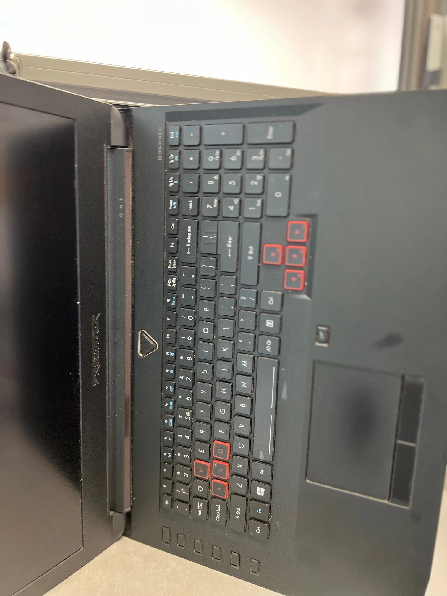 acer-predator-17-g5-793-7878-n15p4-przekatna-ekranu-1560