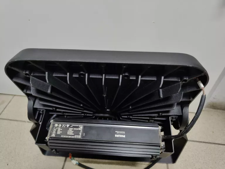 KANLUX NAŚWIETLACZ FLMLED220W-NW110/150