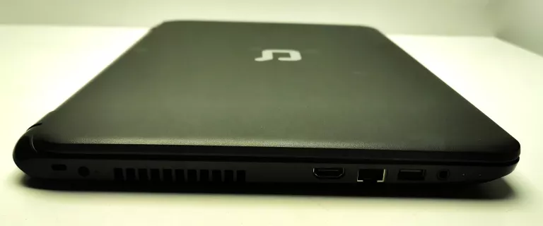 LAPTOP HP - COMPAQ 15 NOTEBOOK 4 GB / 500 GB AMD RADEON HD 8210 WIN10 HOME