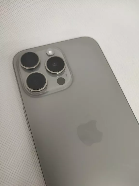 TELEFON IPHONE 15 PRO MAX