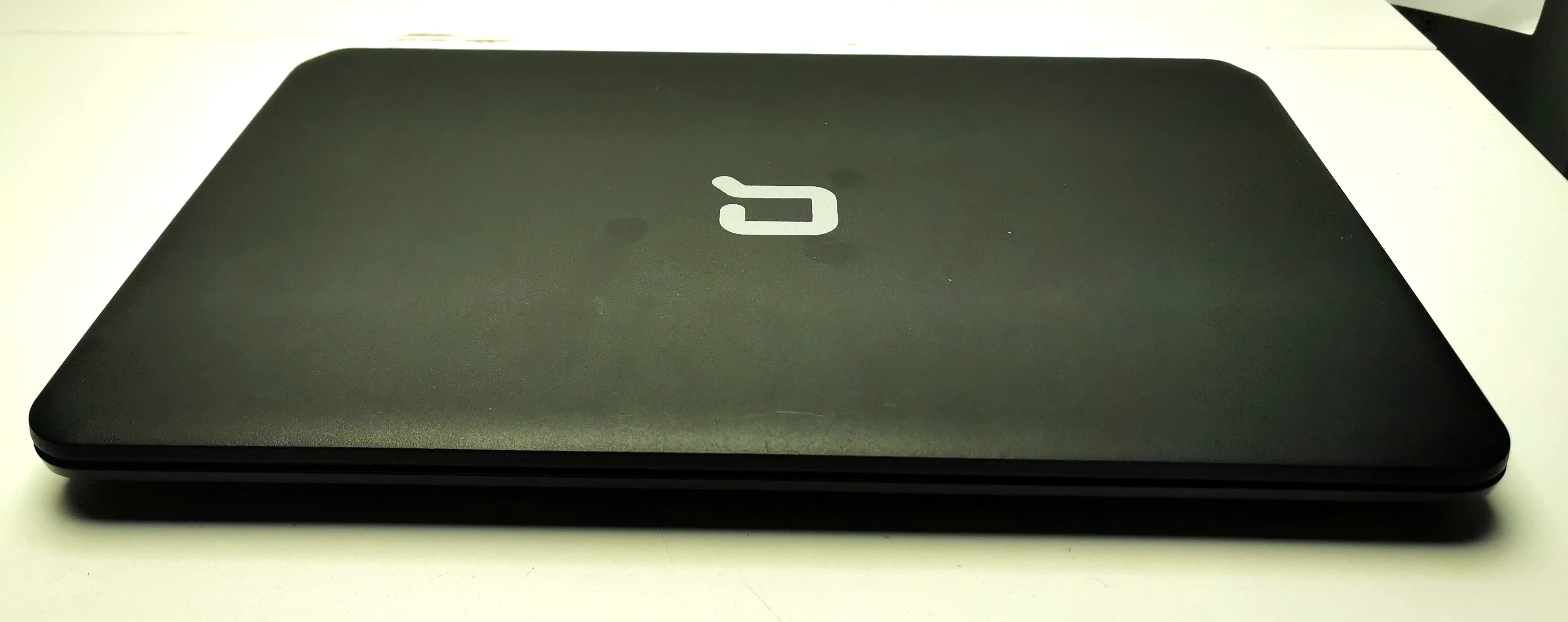 laptop-hp-compaq-15-notebook-4-gb-500-gb-amd-radeon-hd-8210-win10-home-kod-producenta-15-h024sg