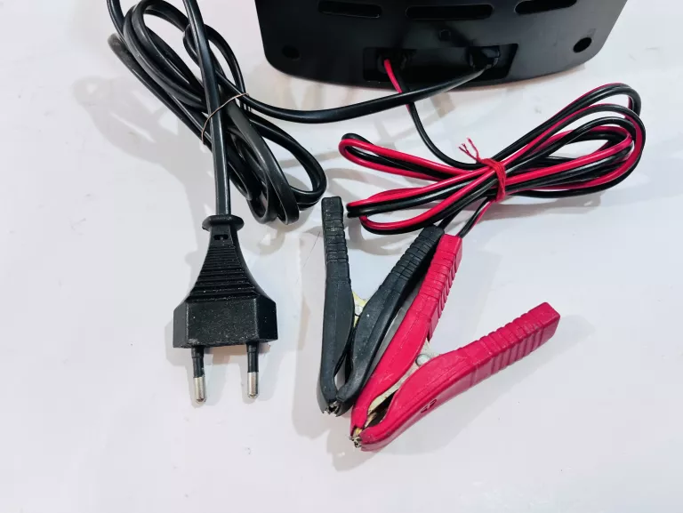 prostownik-yato-yt-8301-ean-gtin-0792482073336