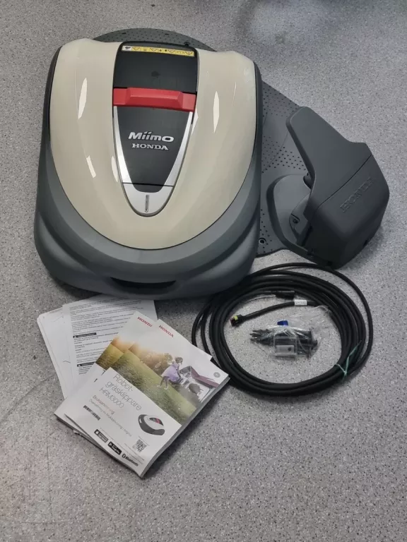ROBOT KOSZĄCY HONDA MIIMO HRM 3000