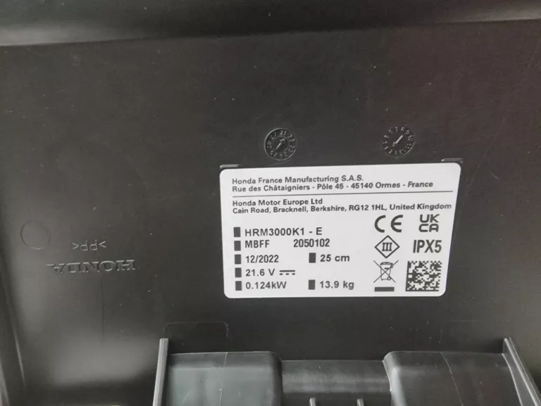 ROBOT KOSZĄCY HONDA MIIMO HRM 3000