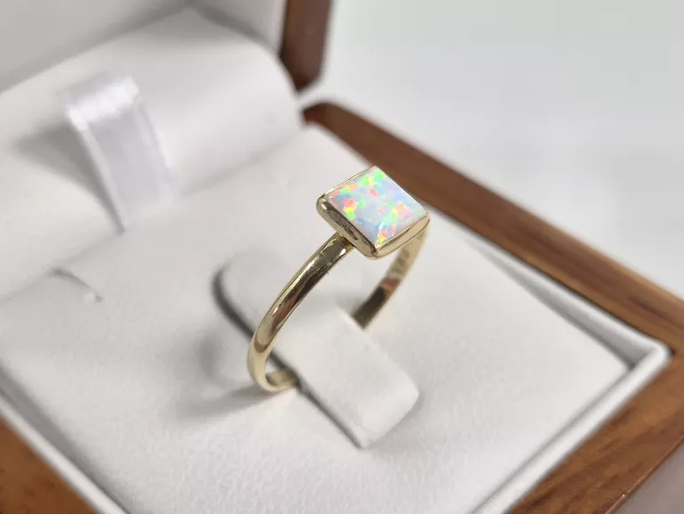 nienoszony-zloty-pierscionek-p585-137g-r19-stan-11323-2