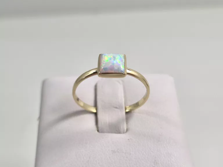 nienoszony-zloty-pierscionek-p585-137g-r19-kamien-17088-524288