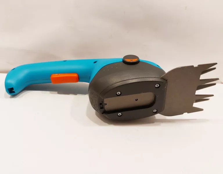 NOŻYCE DO TRAWY AKUMULATOROWE GARDENA 3.6V