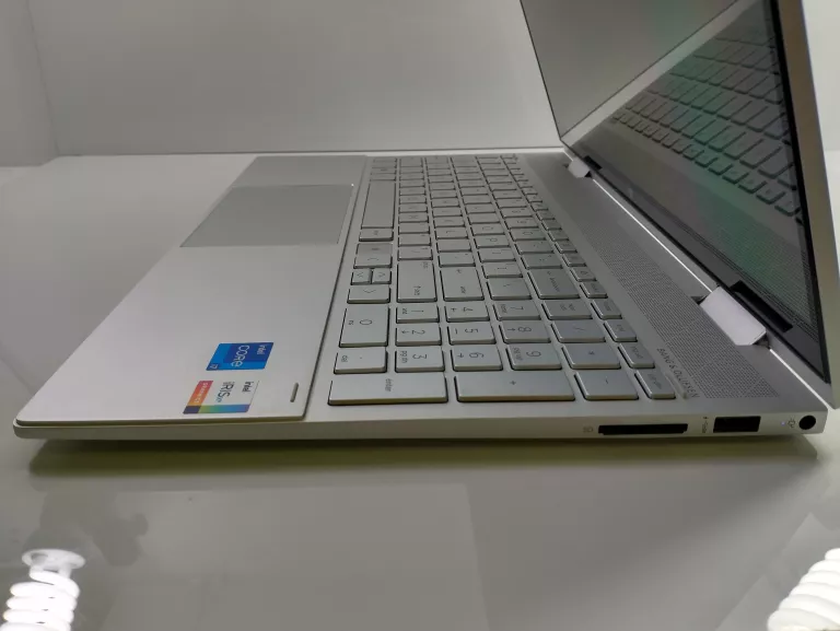 LAPTOP HP ENVY X360 CORE I7 32GB RAM 1TB SSD