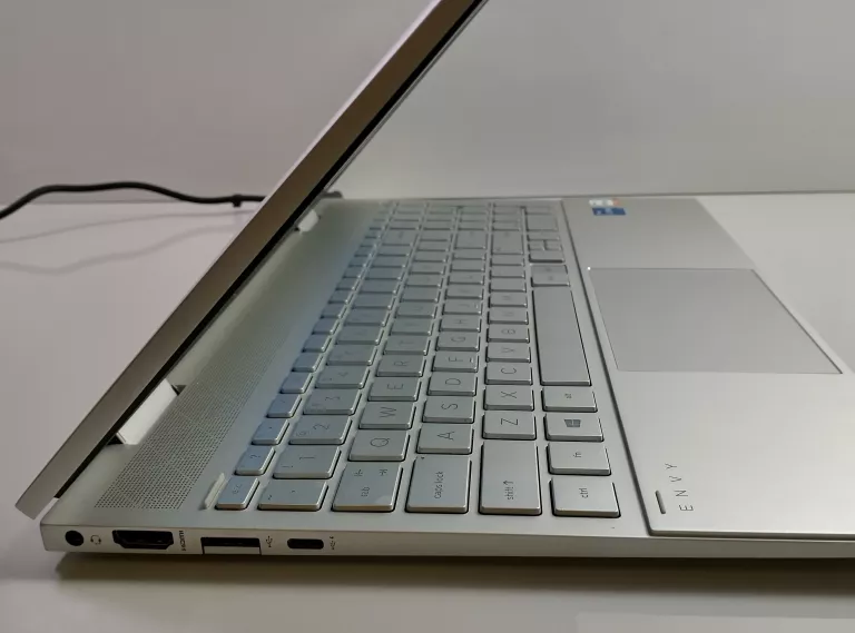 LAPTOP HP ENVY X360 CORE I7 32GB RAM 1TB SSD