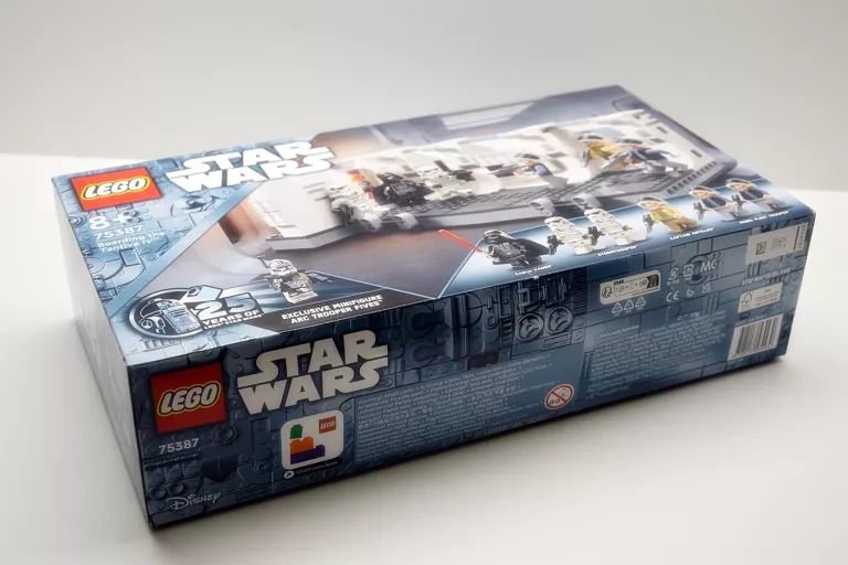 KLOCKI LEGO 75387 STAR WARS WEJŚCIE NA POKŁAD STATKU KOSMICZNEGO TANTIVE I
