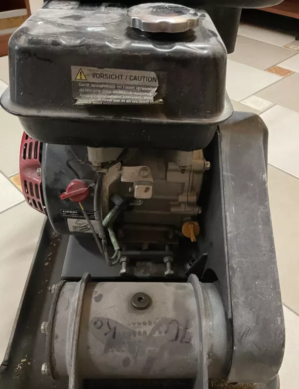 ZAGĘSZCZARKA LONCIN 163CC 70 KG
