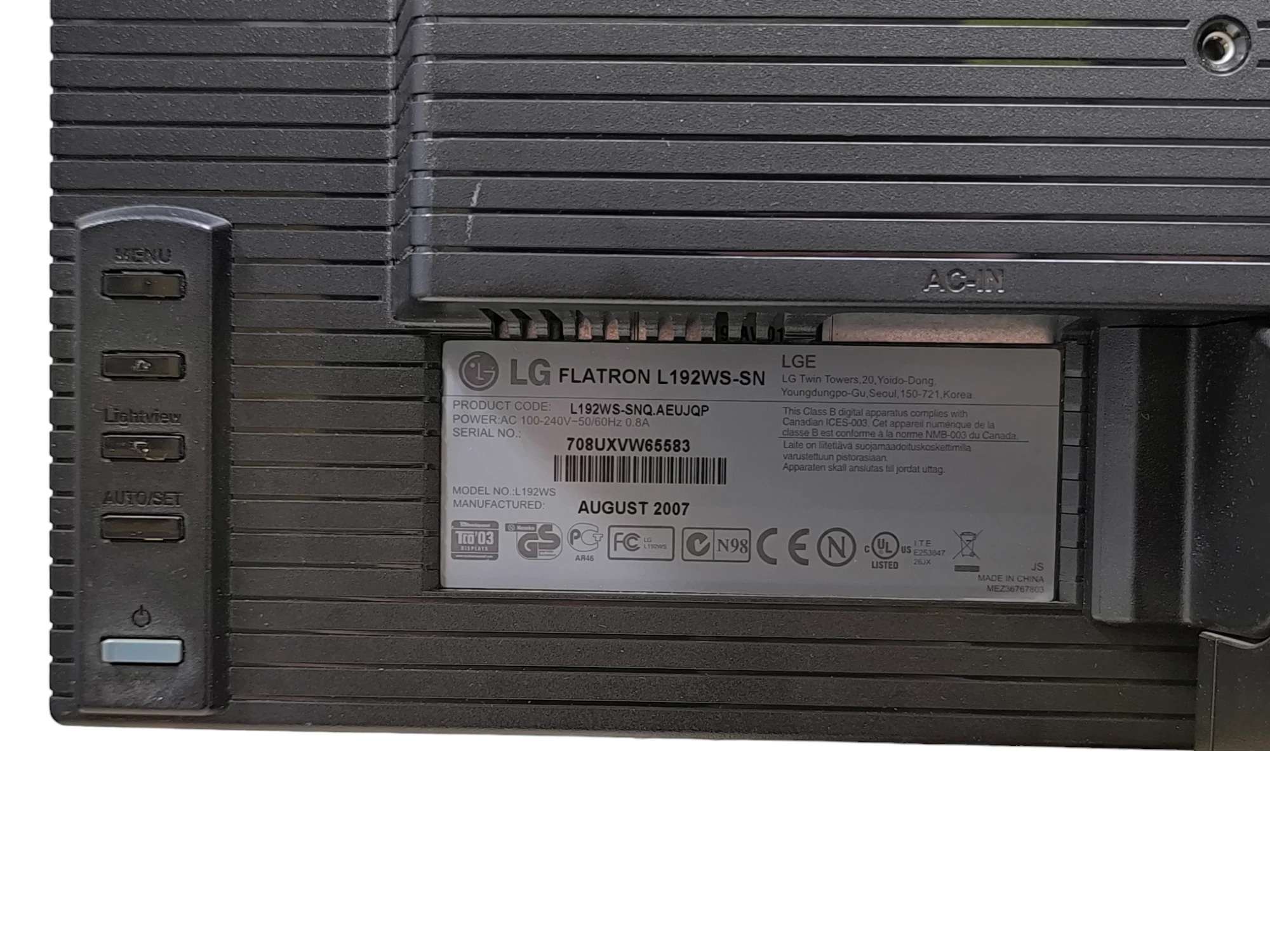 monitor-lcd-lg-flatron-l192ws-sn-19-1440-x-900-px-przekatna-ekranu-cale-19