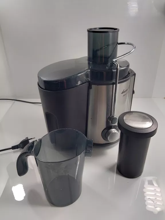SOKOWIRÓWKA SILVER LINE ŁUCZNIK 1005 500W POJEMNIK