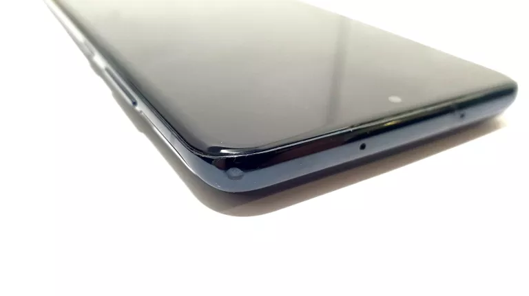 telefon-samsung-s20-plus-5g-pudelko-ladowarka-pojemnosc-akumulatora-4500