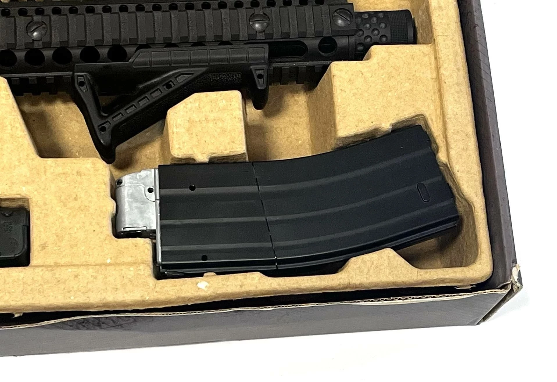 wiatrowka-crosman-panther-arms-dpms-sbr-full-auto-kolimator-opis-stan-uzywany