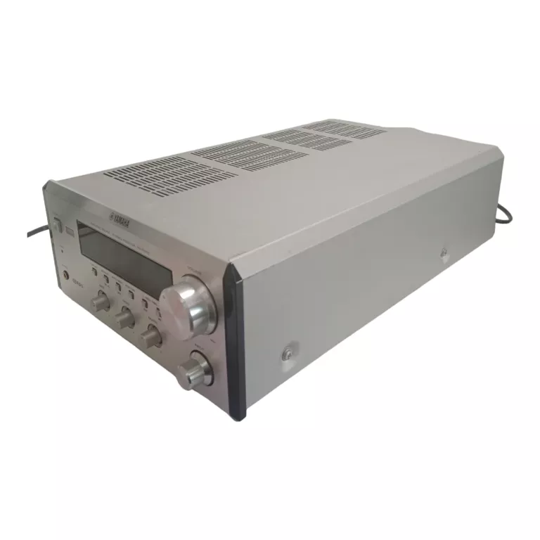 AMPLITUNER YAMAHA RX-E600 2.1 SREBRNY GŁOŚNIKI YAMAHA NS-BP200 + PILOT KBL