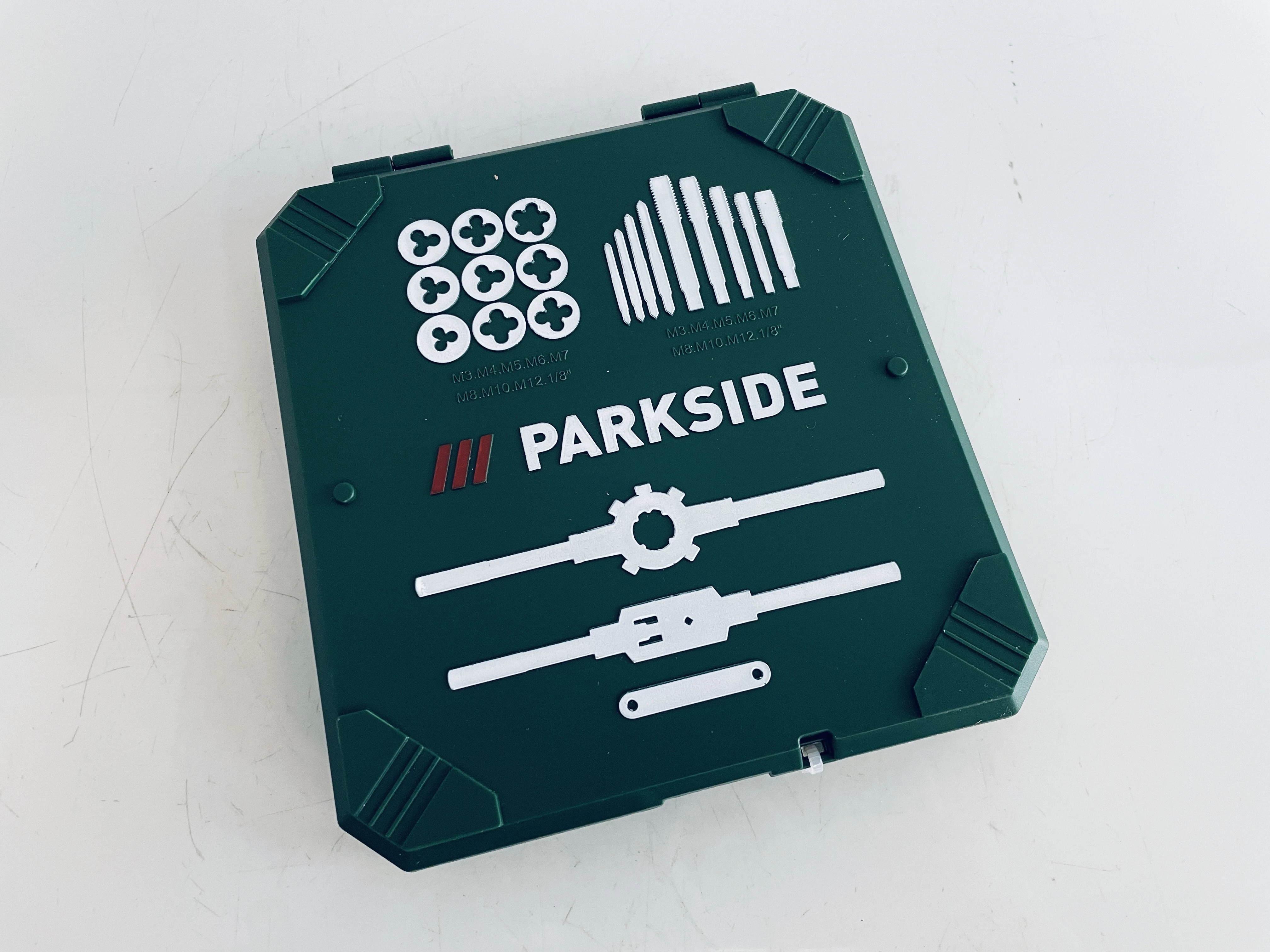 zestaw-gwintownikow-i-narzynek-21-elementow-parkside-stan-uzywany