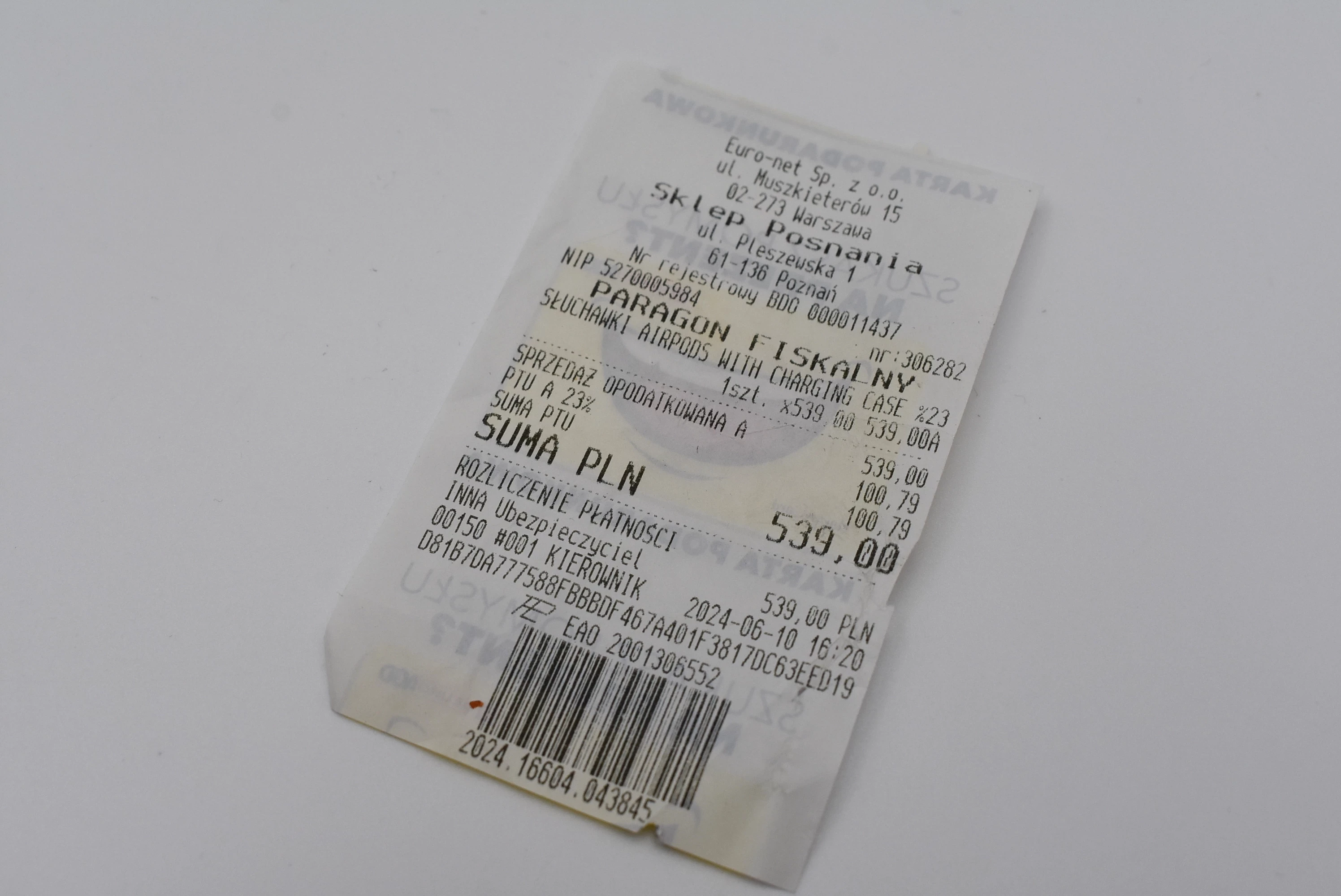 sluchawki-apple-airpods-2-mv7n2zm-kolor-dominujacy-bialy