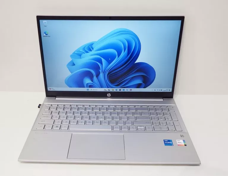 LAPTOP HP PAVILION 15-EG1103NW MYSZ ŁADOWARKA