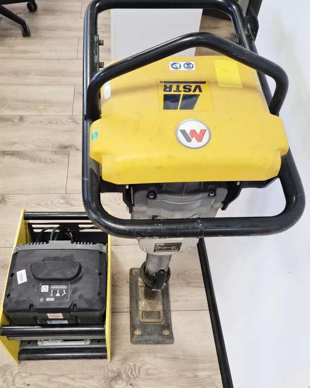 UBIJAK ELEKTRYCZNY WACKER NEUSON AS 30 E 6" 41,4KG