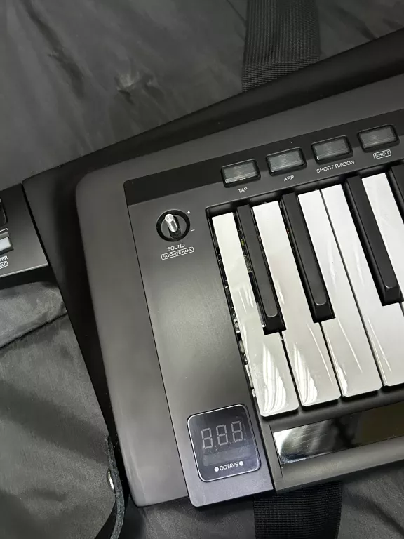 KEYTAR KORG RK100 S2 BK JAK NOWY, FUTERAŁ, GWARANCJA