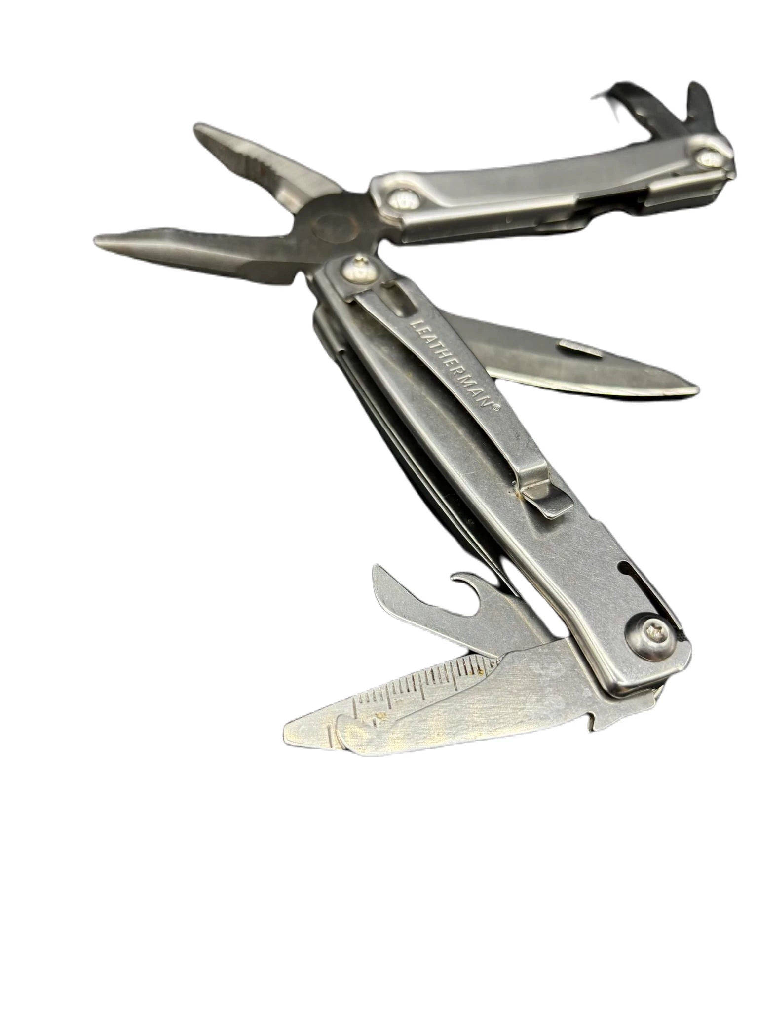 multitool-leatherman-rev-832130-stan-uzywany