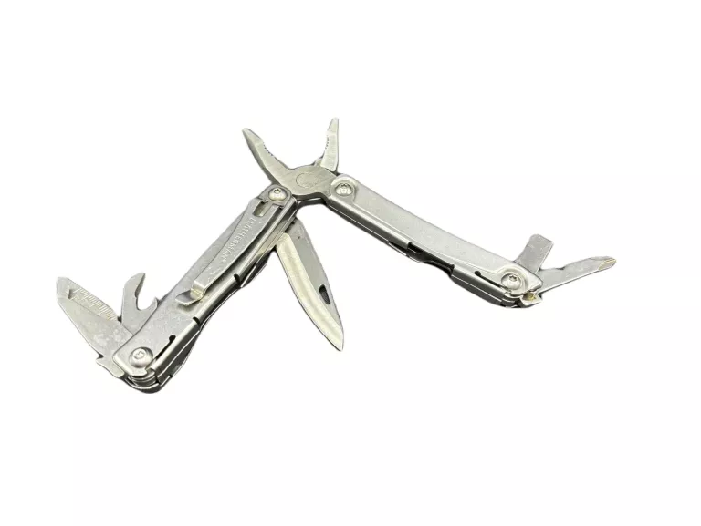 multitool-leatherman-rev-832130-narzedzia-miarka
