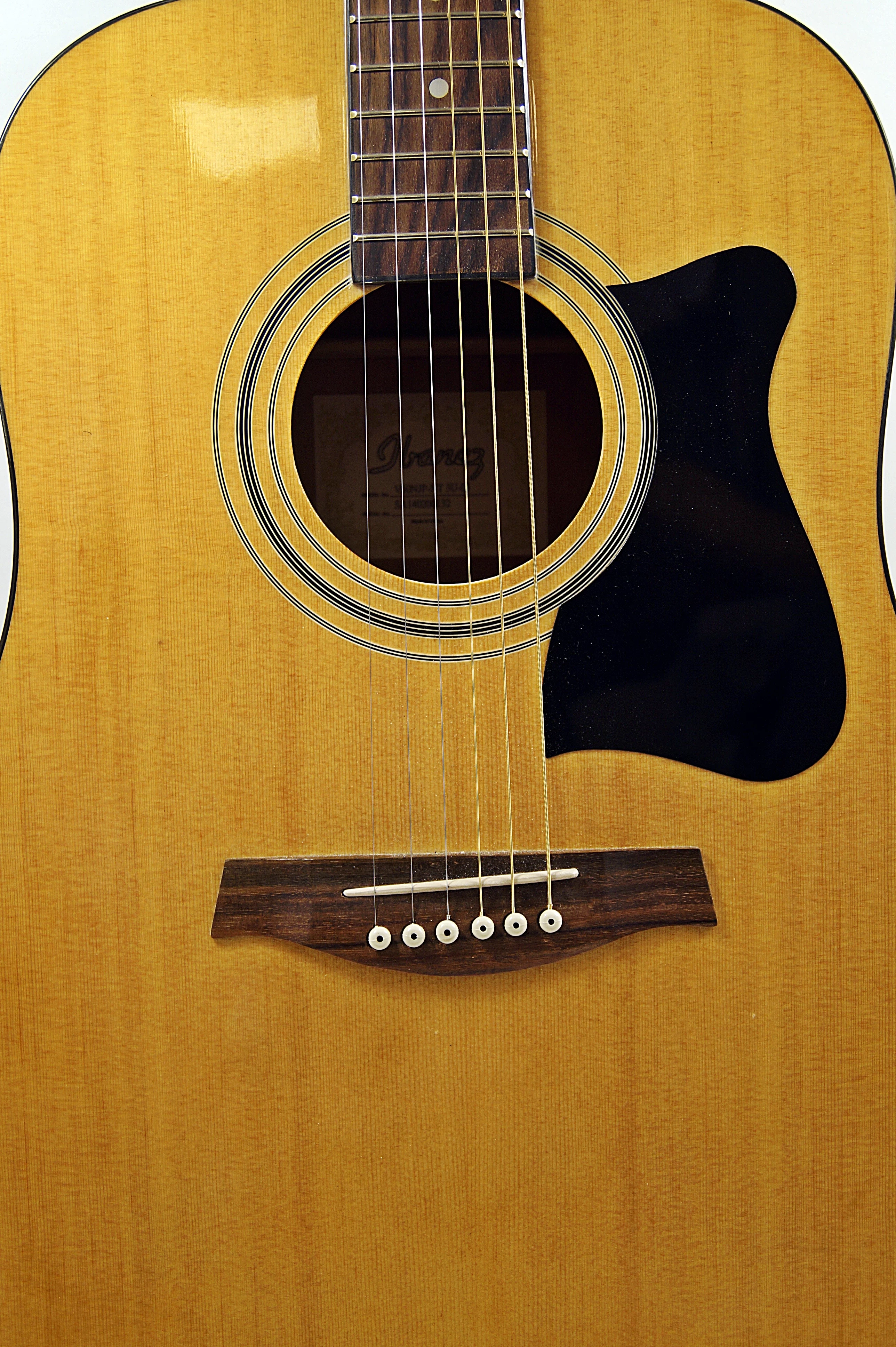 gitara-akustyczna-ibanez-v50njp-nt-3u-03-marka-ibanez