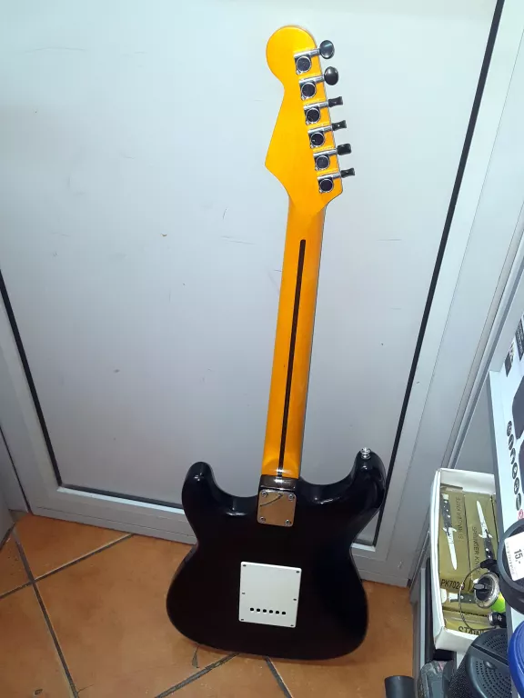 gitara-fender-elektryczna-marka-248930-969379