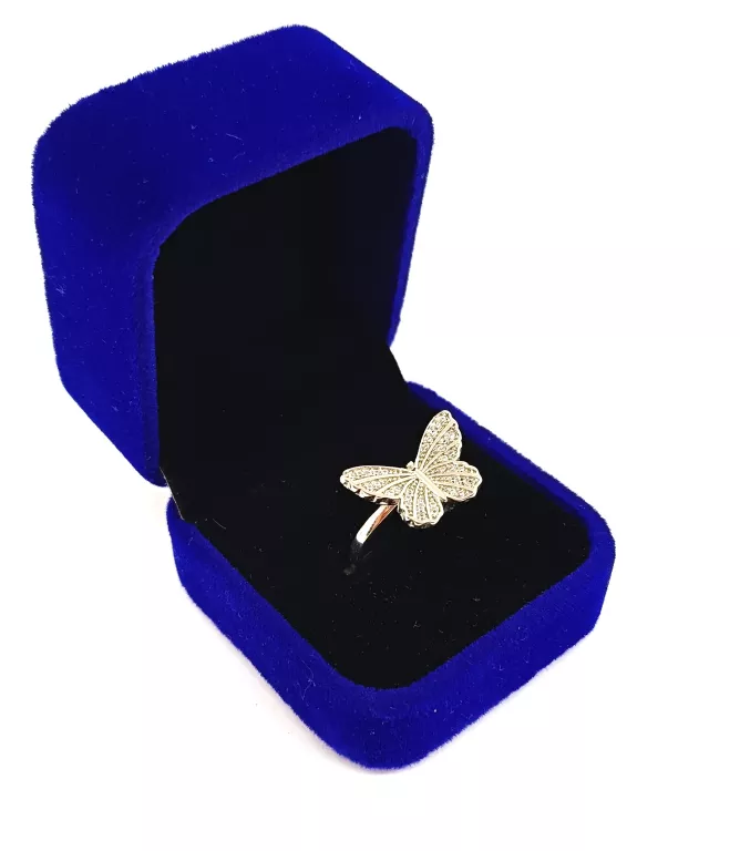 PIĘKNY SREBRNY PIERŚCIONEK MOTYL