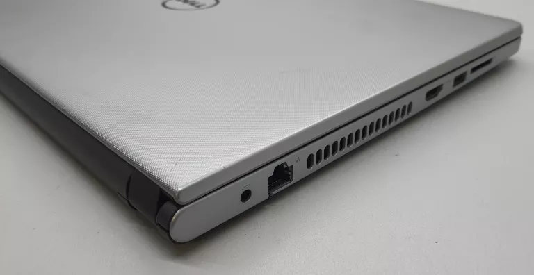 LAPTOP DELL INSPIRON 15 5000 SERIES - INTEL I3/4GB/GEFROCE 920M