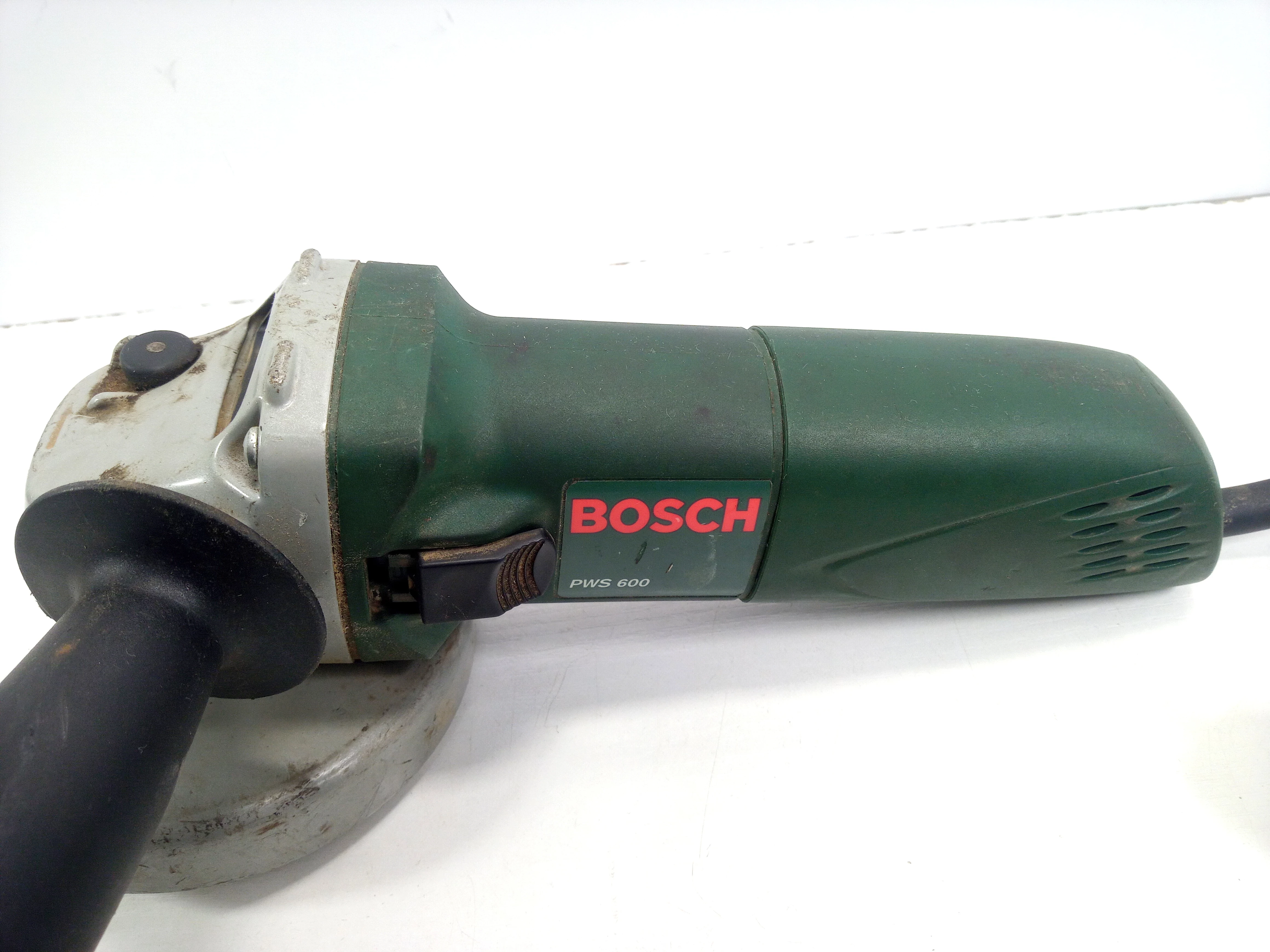 szlifierka-katowa-bosch-pws-600-rodzaj-zasilania-sieciowe