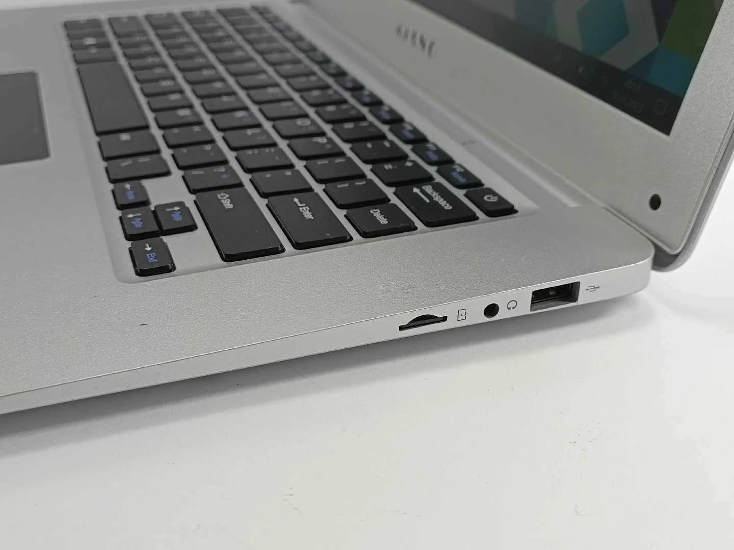 laptop-kiano-slimnote-141-141-intel-atom-4-gb-32-gb-seria-procesora-4366-500033