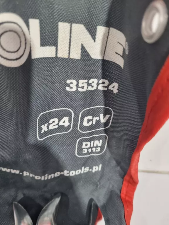 PROLINE KLUCZE OCZKOWO-PŁASKIE ZESTAW 24 ELEMENTY 35324