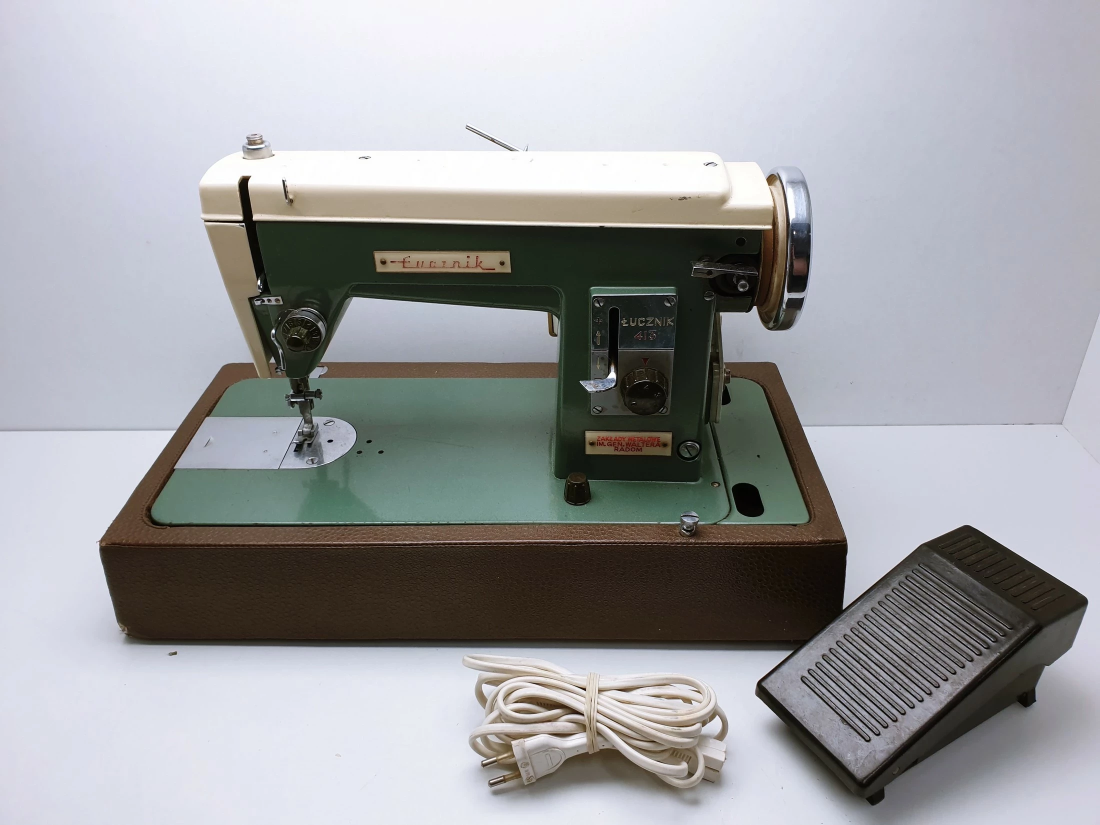 maszyna-do-szycia-lucznik-413-walizka-stan-11323-253806