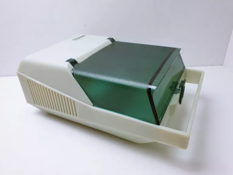 inhalator-concept-aero-kolor-dominujacy-bialy