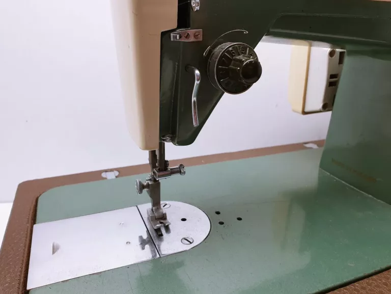maszyna-do-szycia-lucznik-413-walizka-wroclawska-6-opole-sj