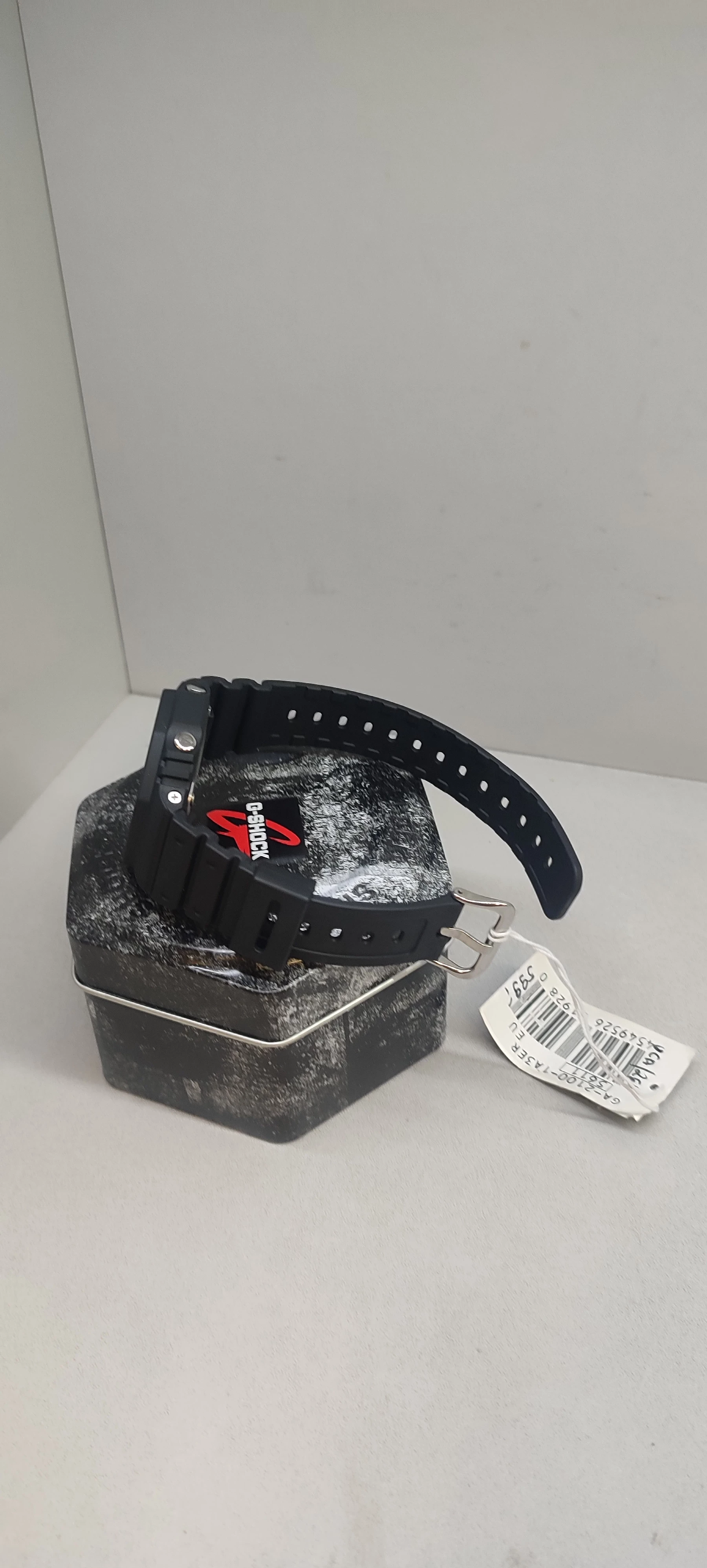 zegarek-casio-g-shock-ga-2100-ksztalt-koperty-okragla